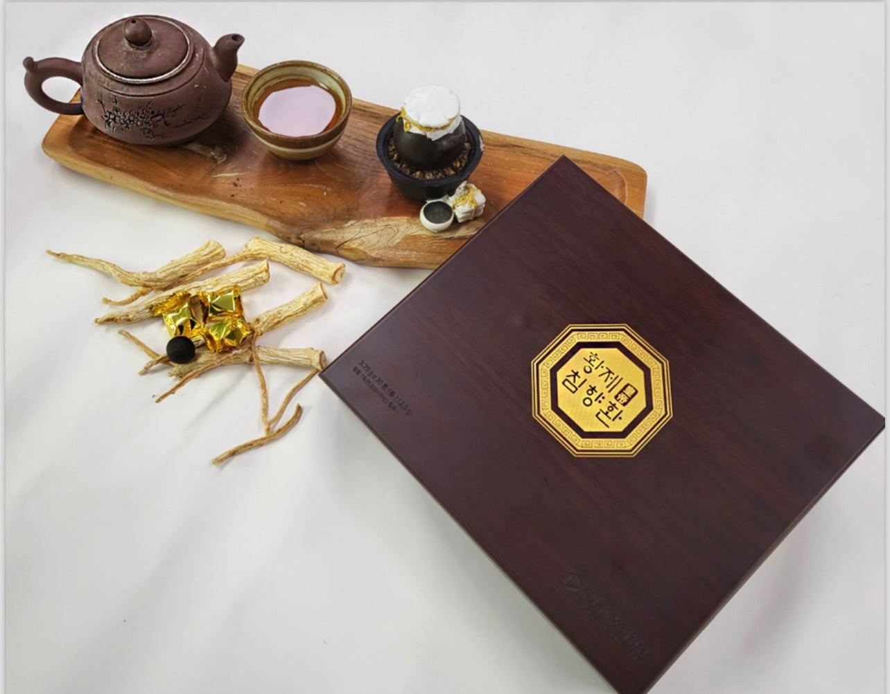 AGARWOOD HWAN DAN - Trầm Hương Hoàng Đế